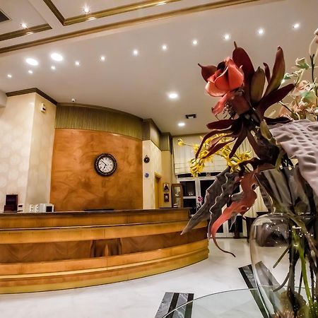 Kouros Hotel Drama Luaran gambar