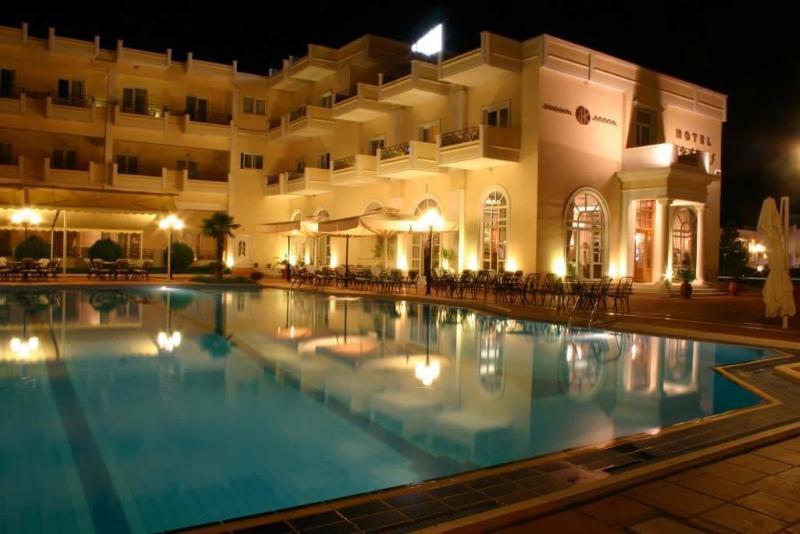 Kouros Hotel Drama Luaran gambar