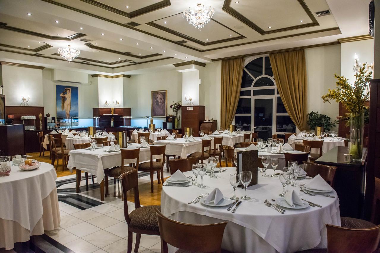 Kouros Hotel Drama Luaran gambar
