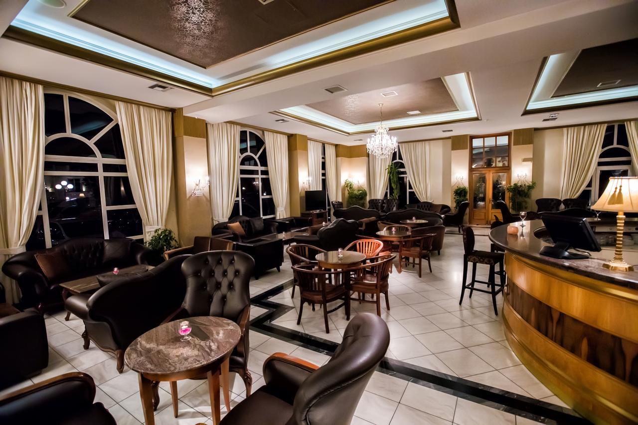 Kouros Hotel Drama Luaran gambar