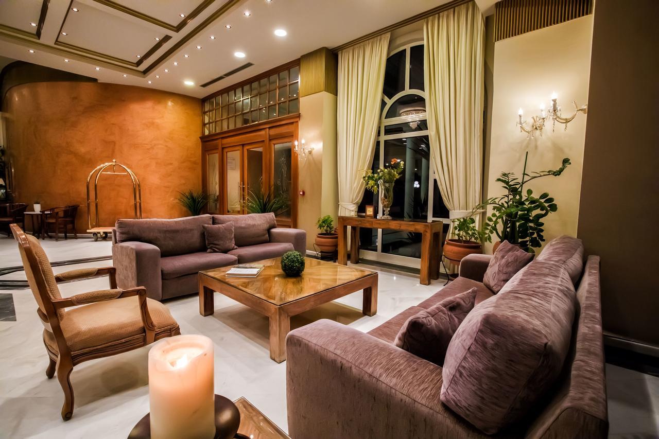 Kouros Hotel Drama Luaran gambar
